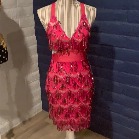 Beautiful Sequined Dress. New Never Worn - Picture 2 of 8